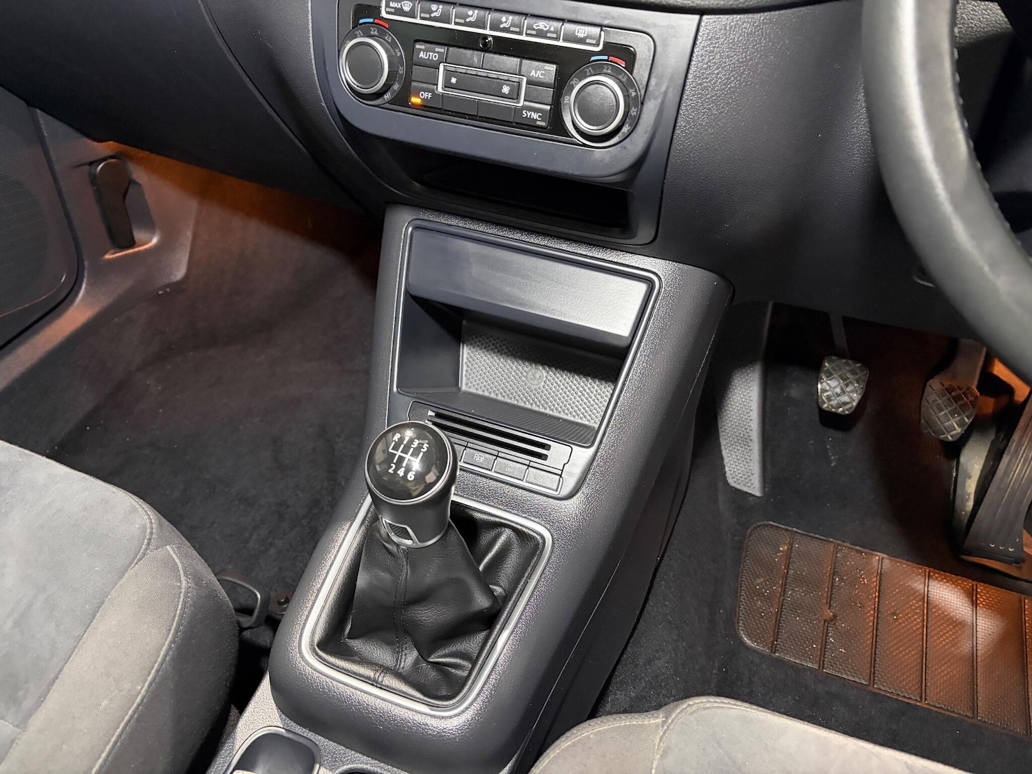 Used Volkswagen Tiguan 2014 for sale - 76689390: Photo 26