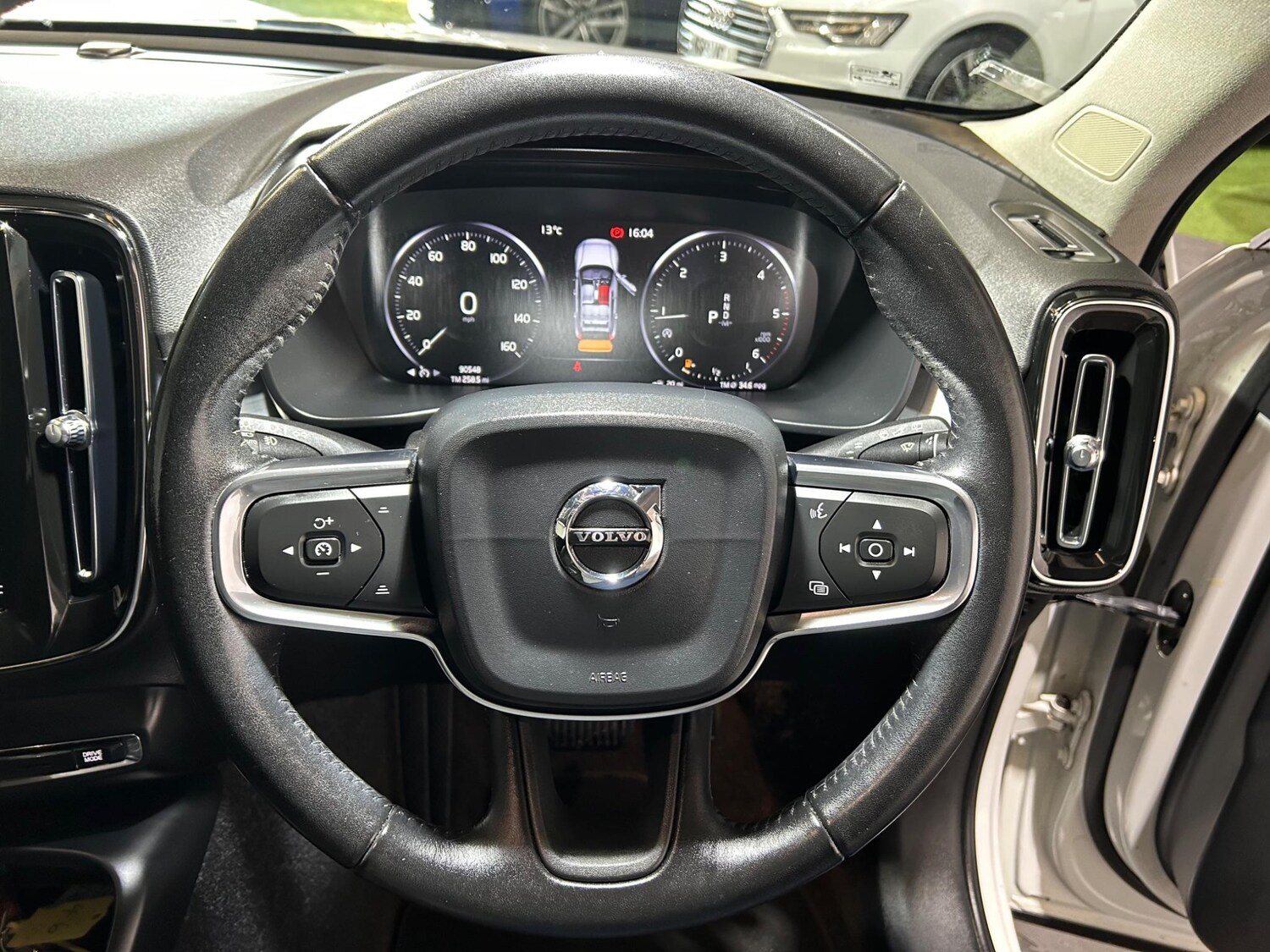 Used Volvo XC40 2019 for sale - 76026388: Photo 23