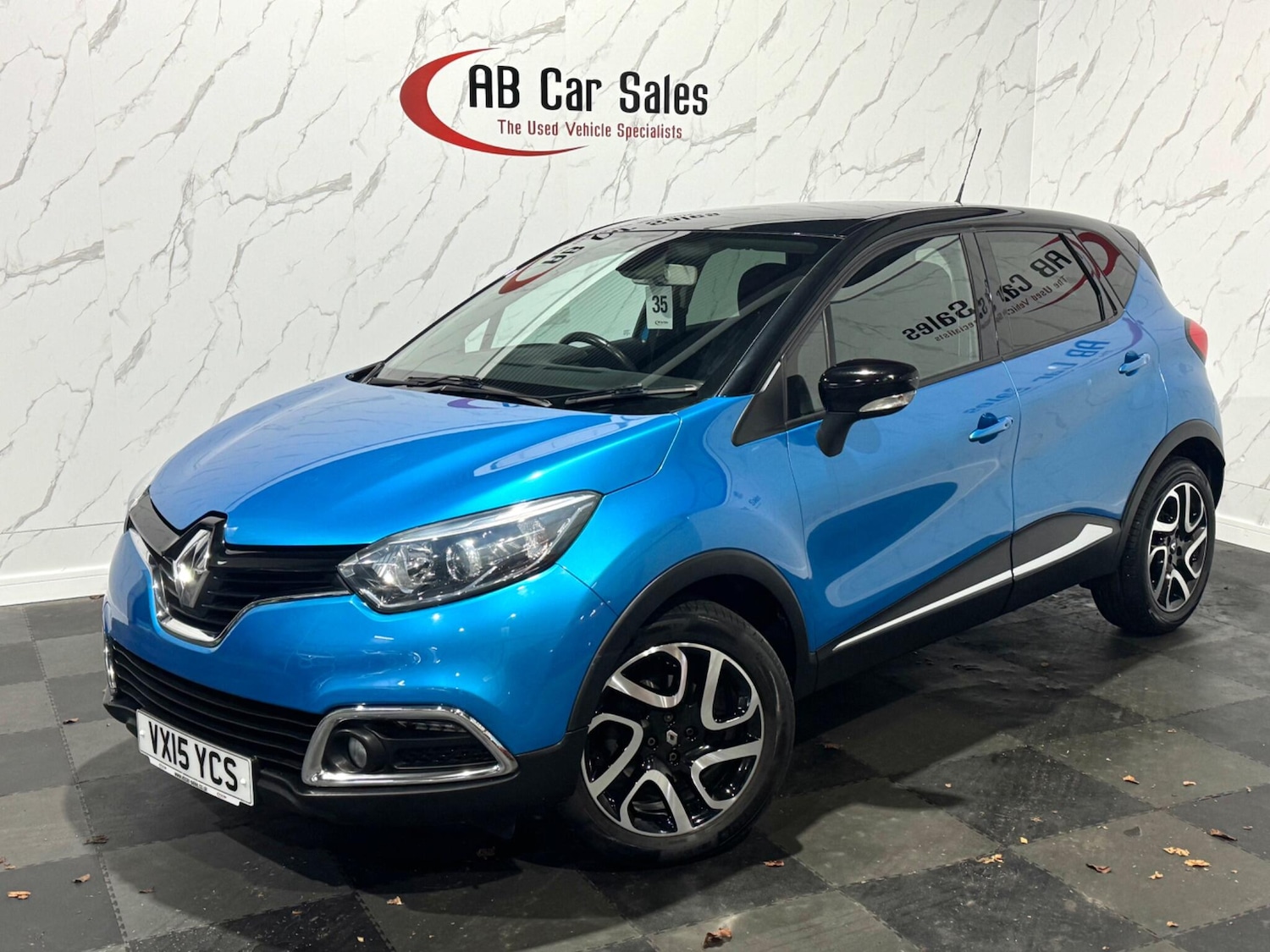 Used Renault Captur 2015 for sale - 76608141: Photo 1