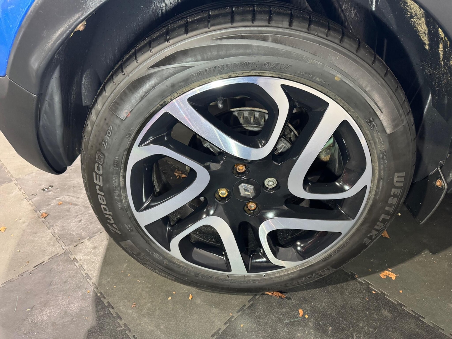 Used Renault Captur 2015 for sale - 76608141: Photo 30