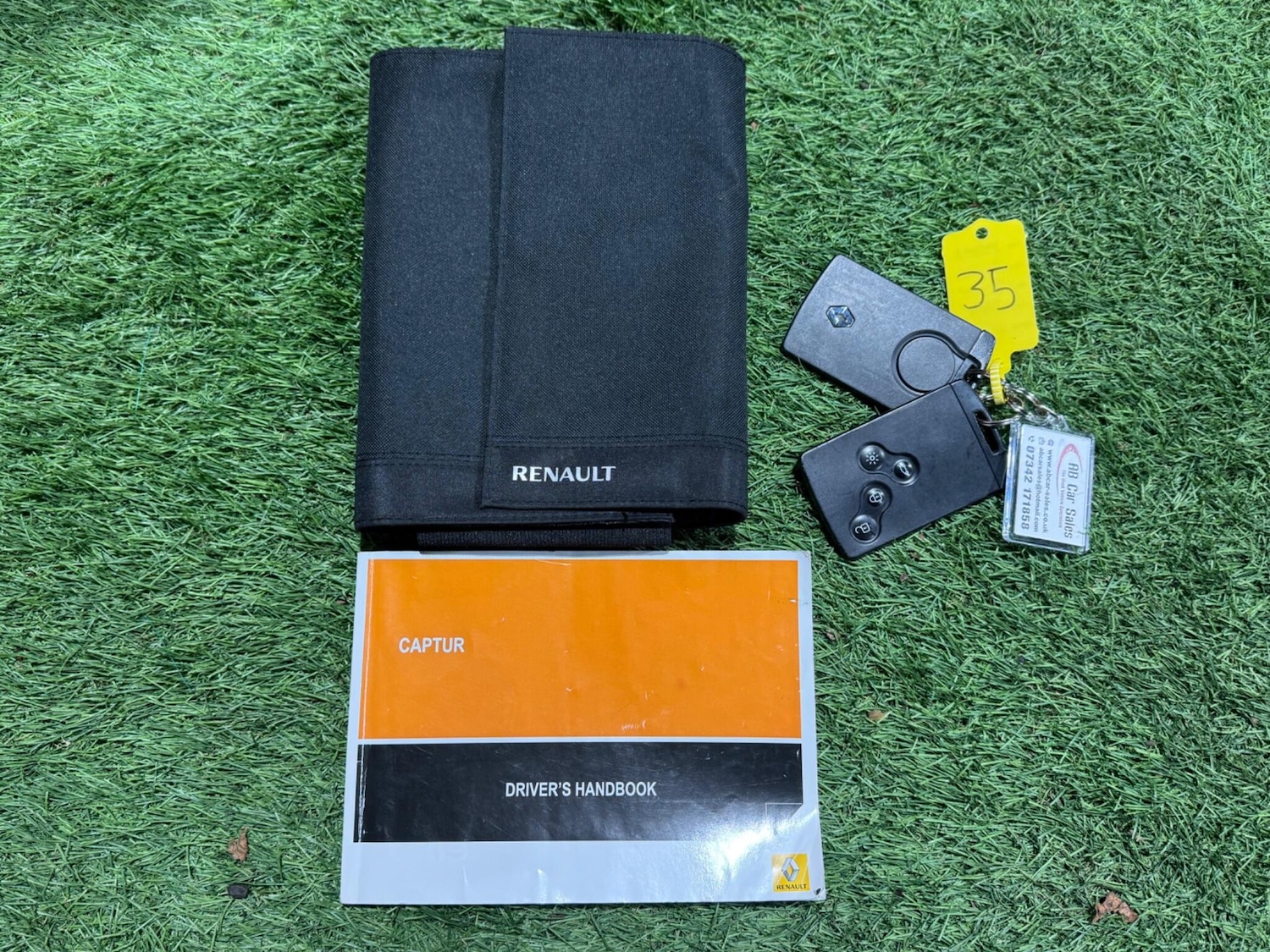 Used Renault Captur 2015 for sale - 76608141: Photo 33