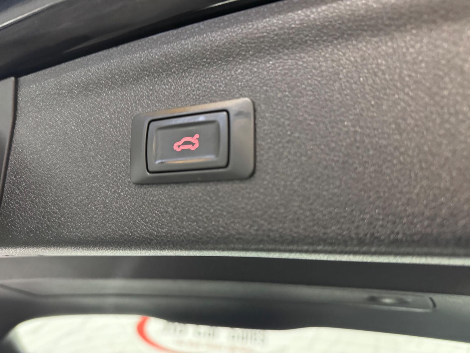 Used Audi Q3 2018 for sale - 76988309: Photo 19