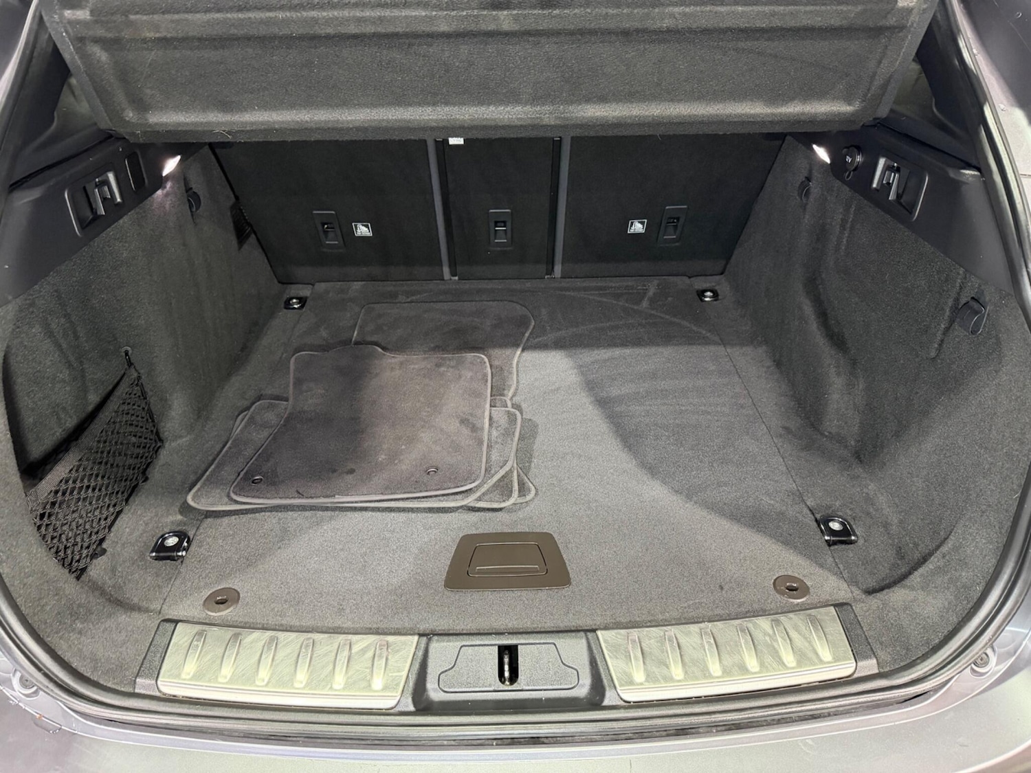 Used Jaguar F-Pace 2019 for sale - 77279649: Photo 18