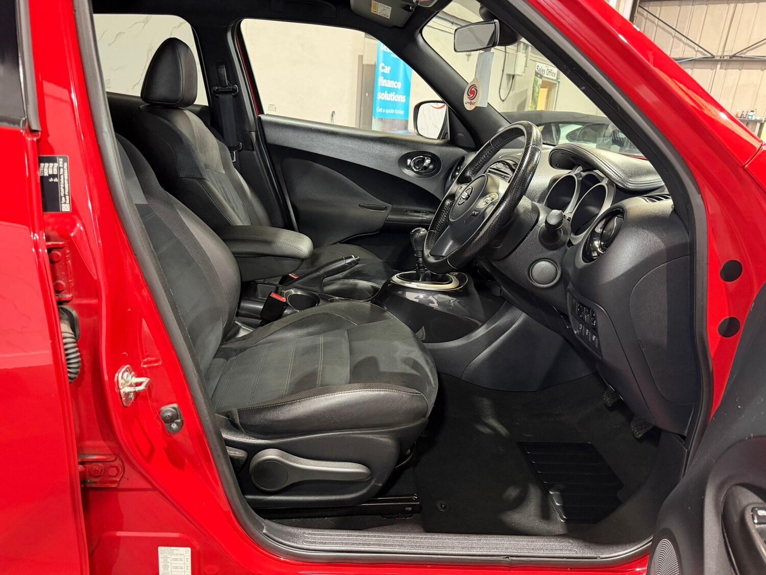 Used Nissan Juke 2017 for sale - 77585871: Photo 11