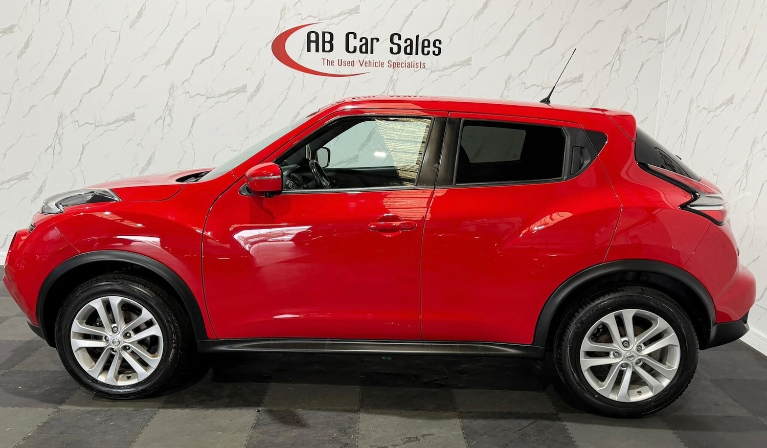 Used Nissan Juke 2017 for sale - 77585871: Photo 5