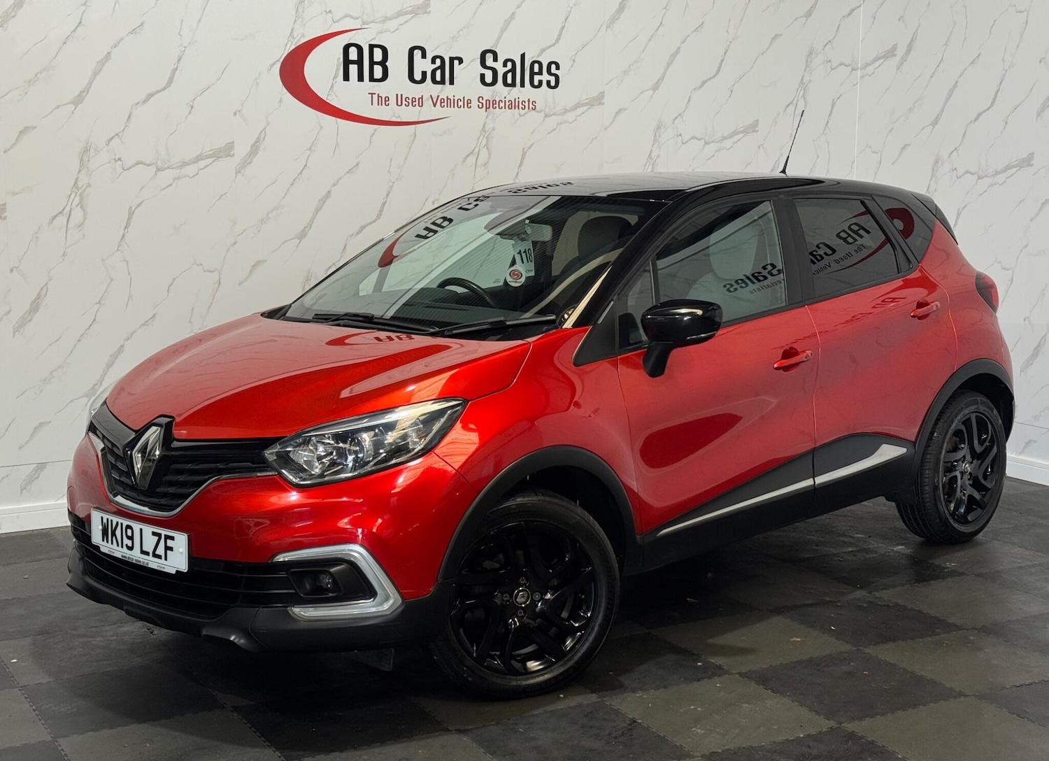 Used Renault Captur 2019 for sale - 76071812: Photo 1
