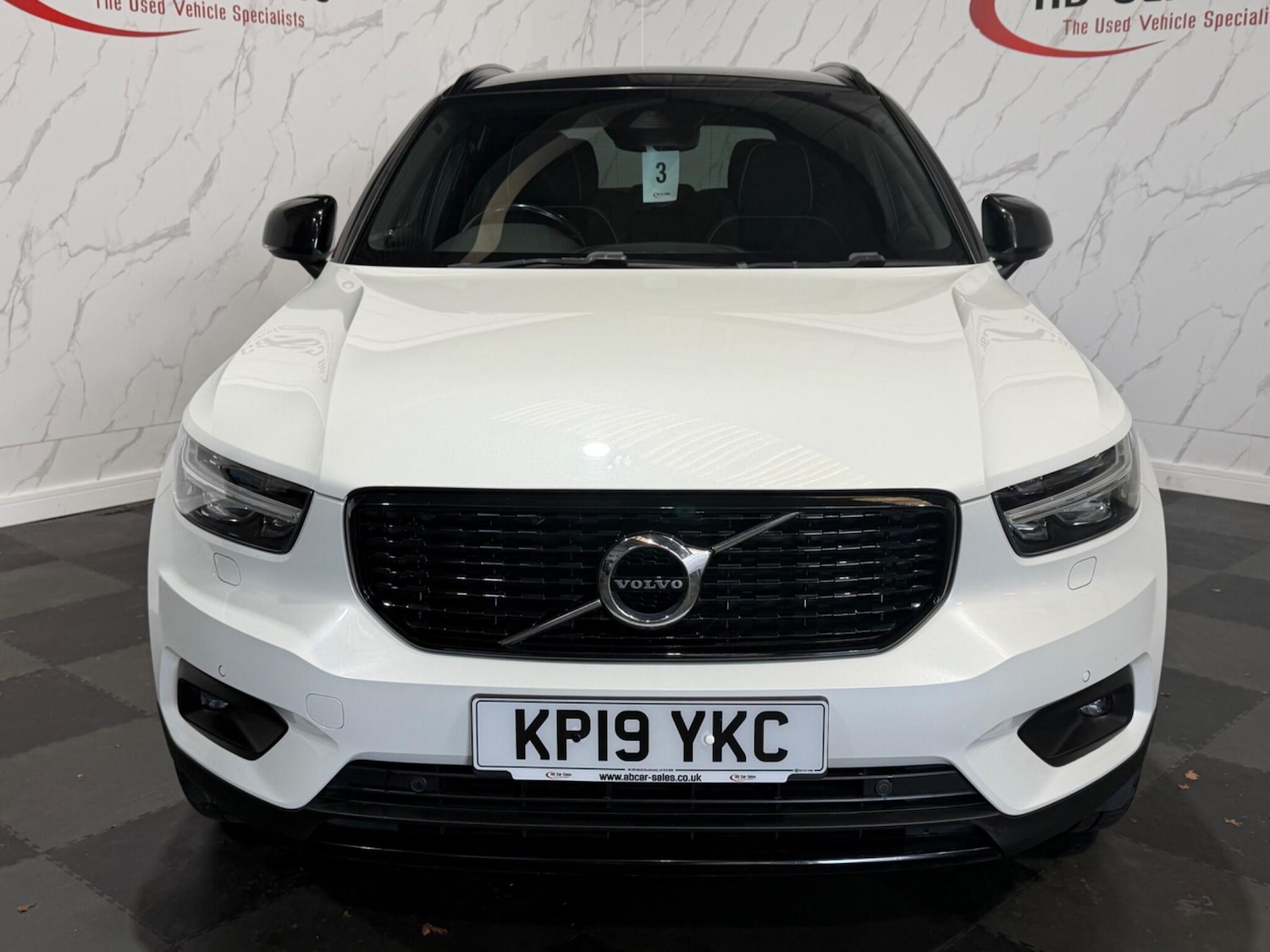 Used Volvo XC40 2019 for sale - 77455902: Photo 3