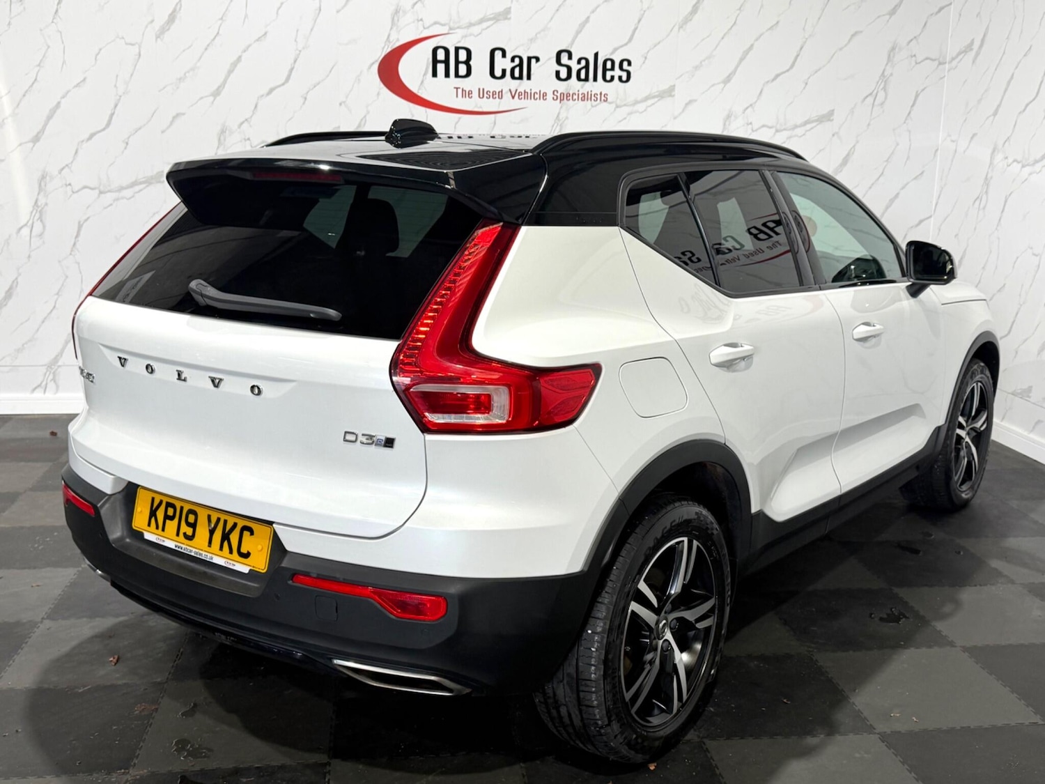 Used Volvo XC40 2019 for sale - 77455902: Photo 9