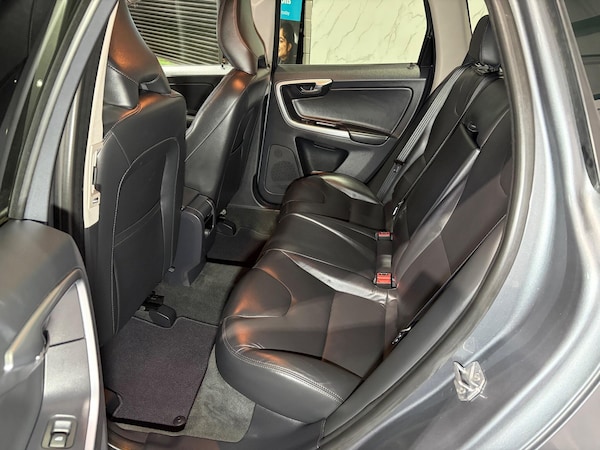 Used Volvo XC60 2017 for sale - 76307539: Photo 19