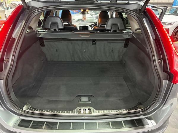 Used Volvo XC60 2017 for sale - 76307539: Photo 28