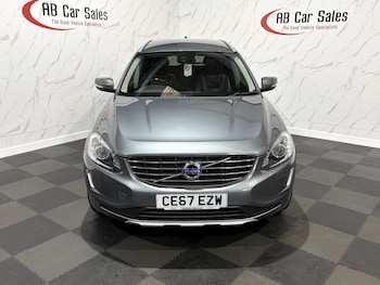 Used Volvo XC60 2017 for sale - 76307539: Photo