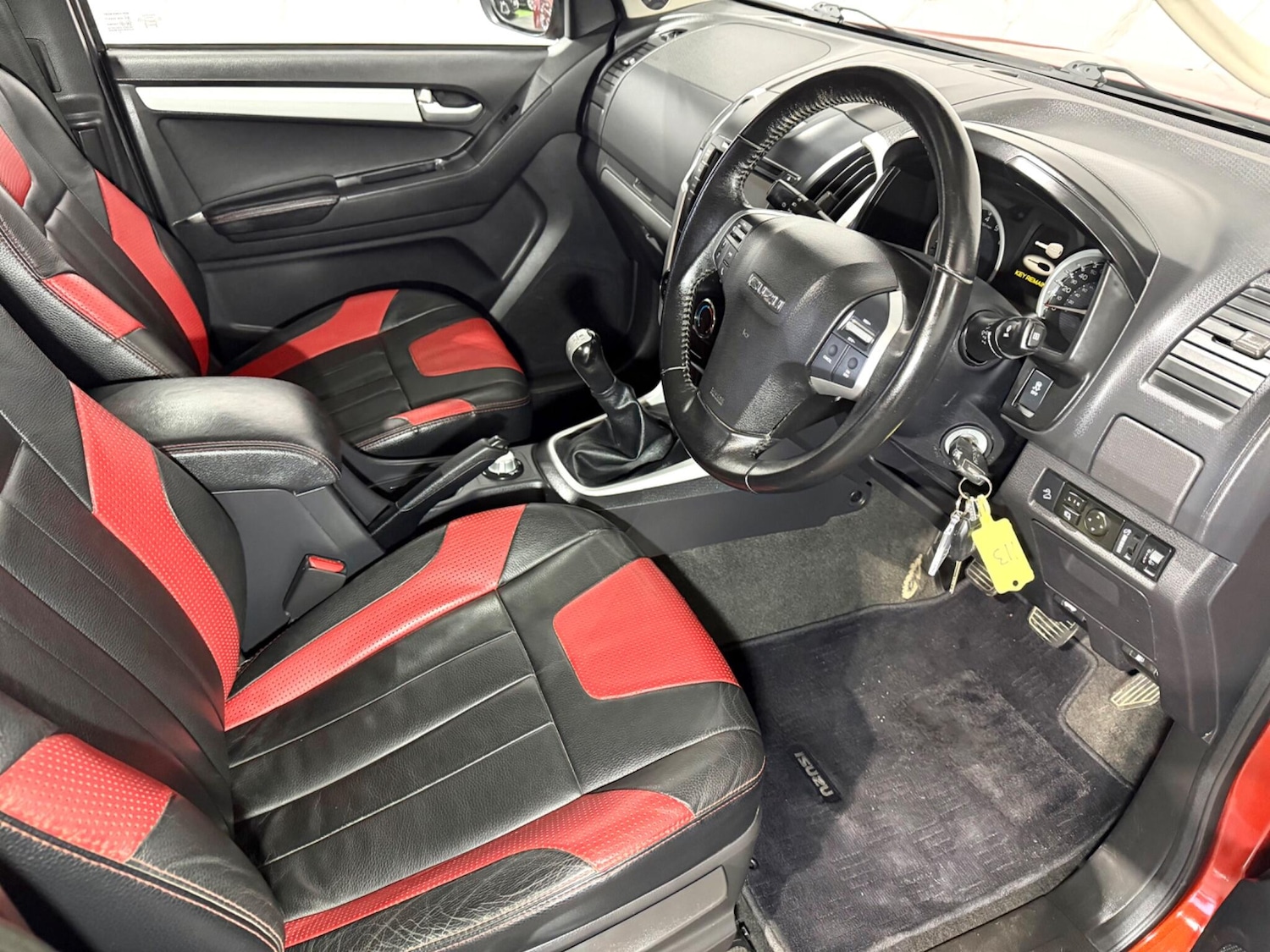 Used Isuzu D-Max 2018 for sale - 77484286: Photo 11