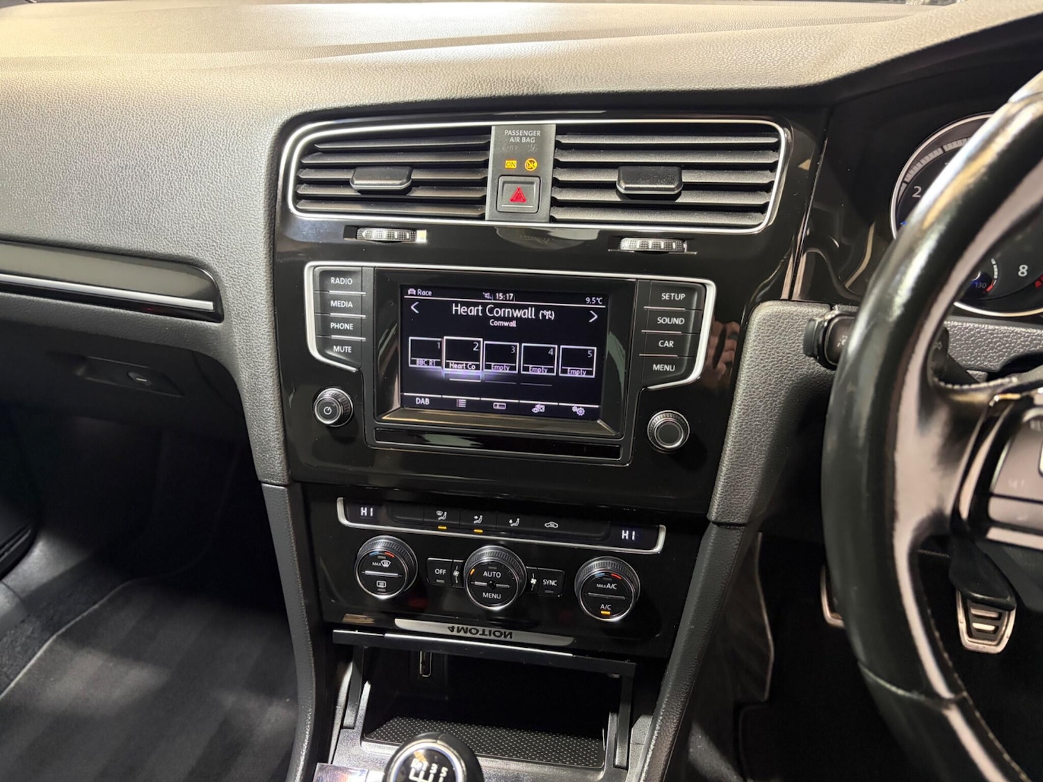 Used Volkswagen Golf 2015 for sale - 77549716: Photo 10