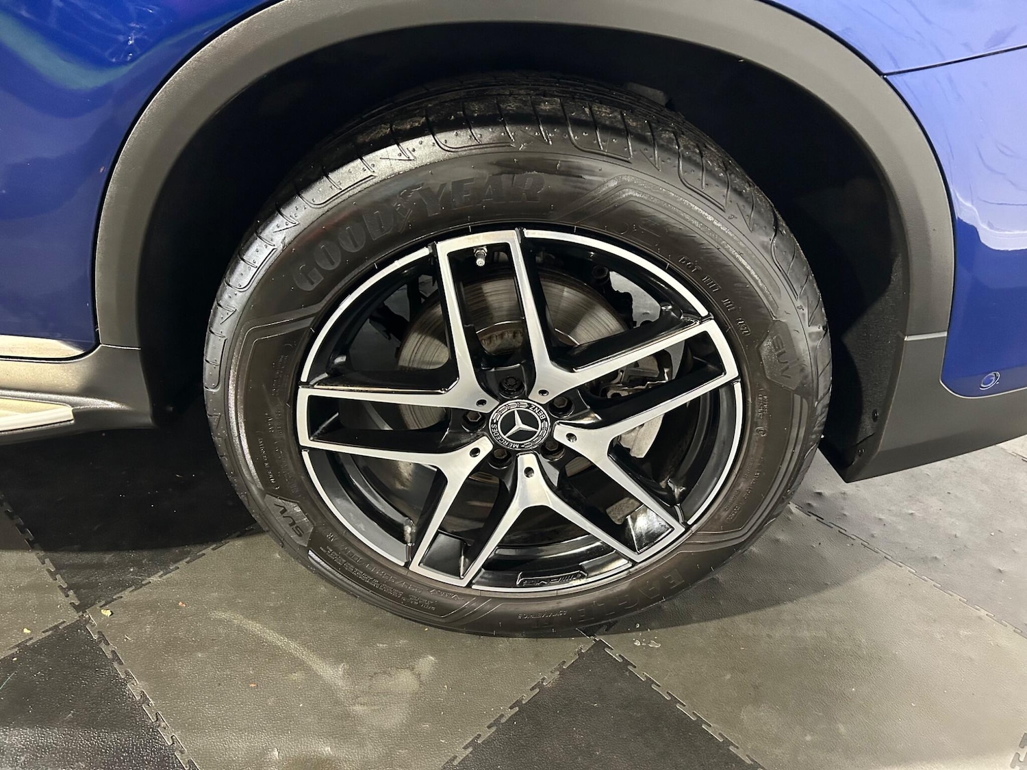 Used Mercedes-Benz GLC 2018 for sale - 75989887: Photo 12