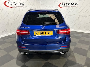 Used Mercedes-Benz GLC 2018 for sale - 75989887: Photo 4