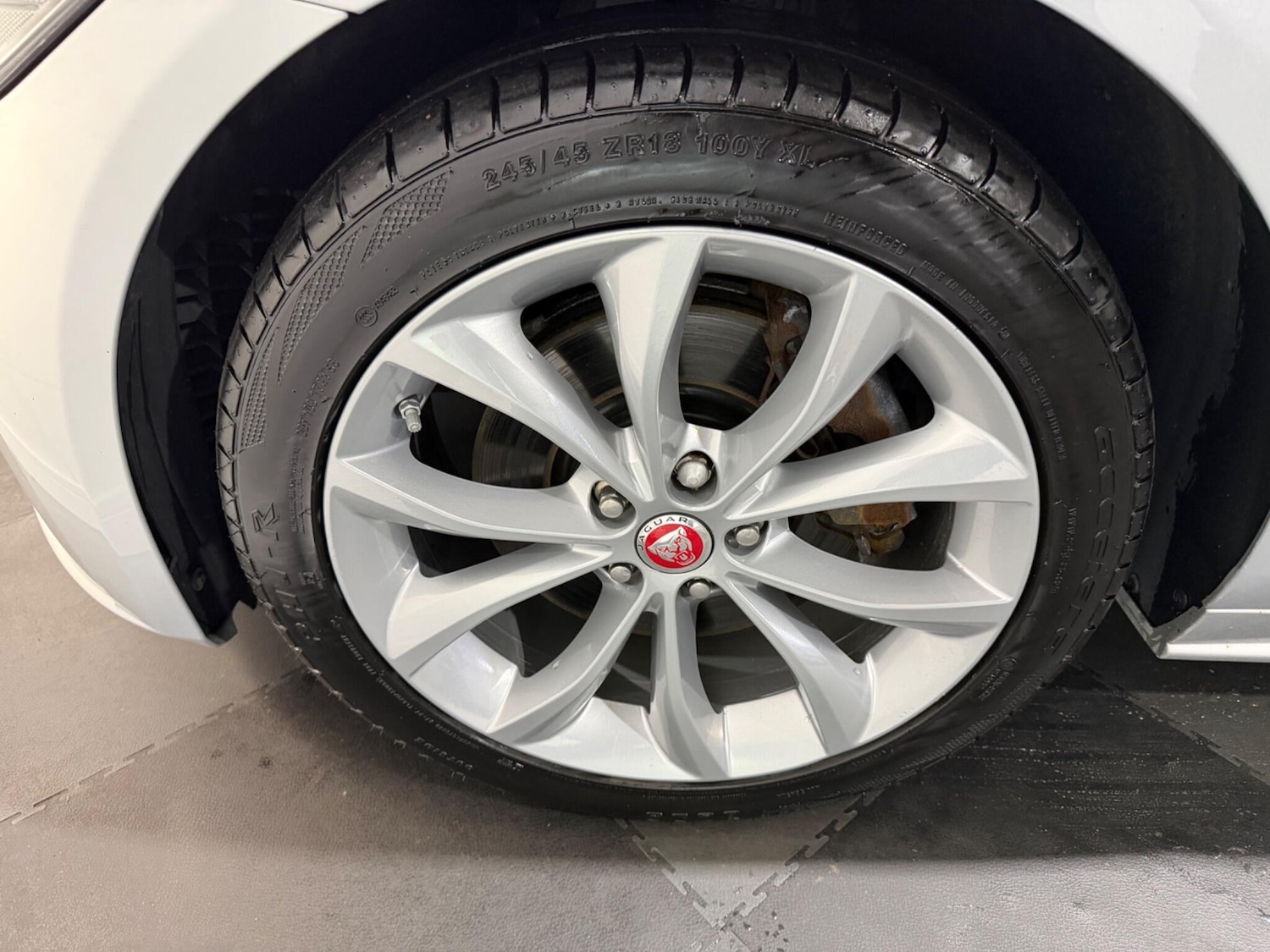 Used Jaguar XF 2019 for sale - 77625041: Photo 28