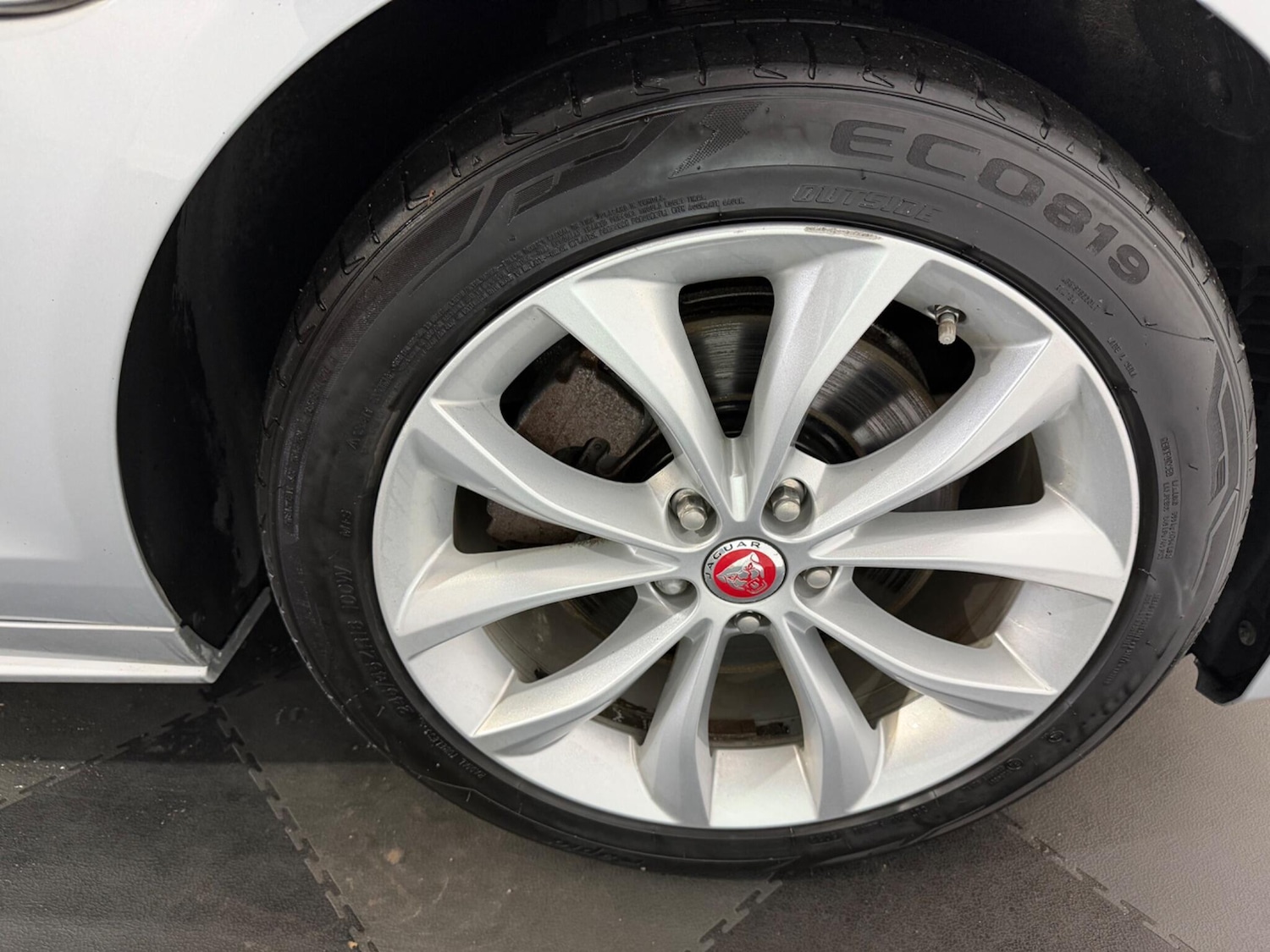 Used Jaguar XF 2019 for sale - 77625041: Photo 31