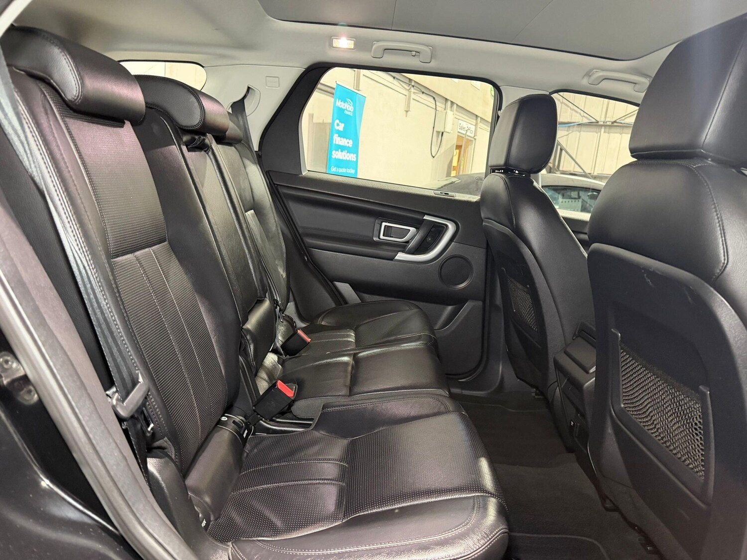 Used Land Rover Discovery Sport 2016 for sale - 77723819: Photo 15