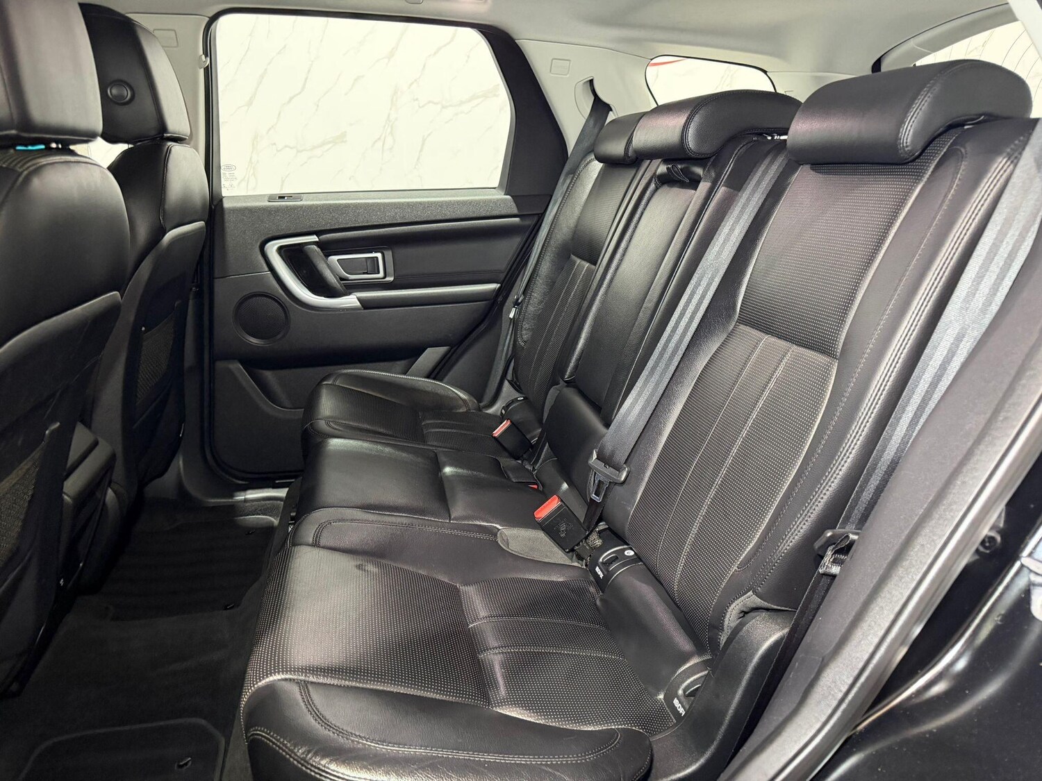 Used Land Rover Discovery Sport 2016 for sale - 77723819: Photo 18