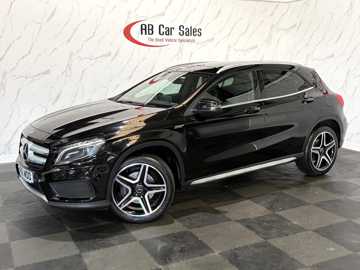Used Mercedes-Benz GLA 2016 for sale - 76645456: Photo 1