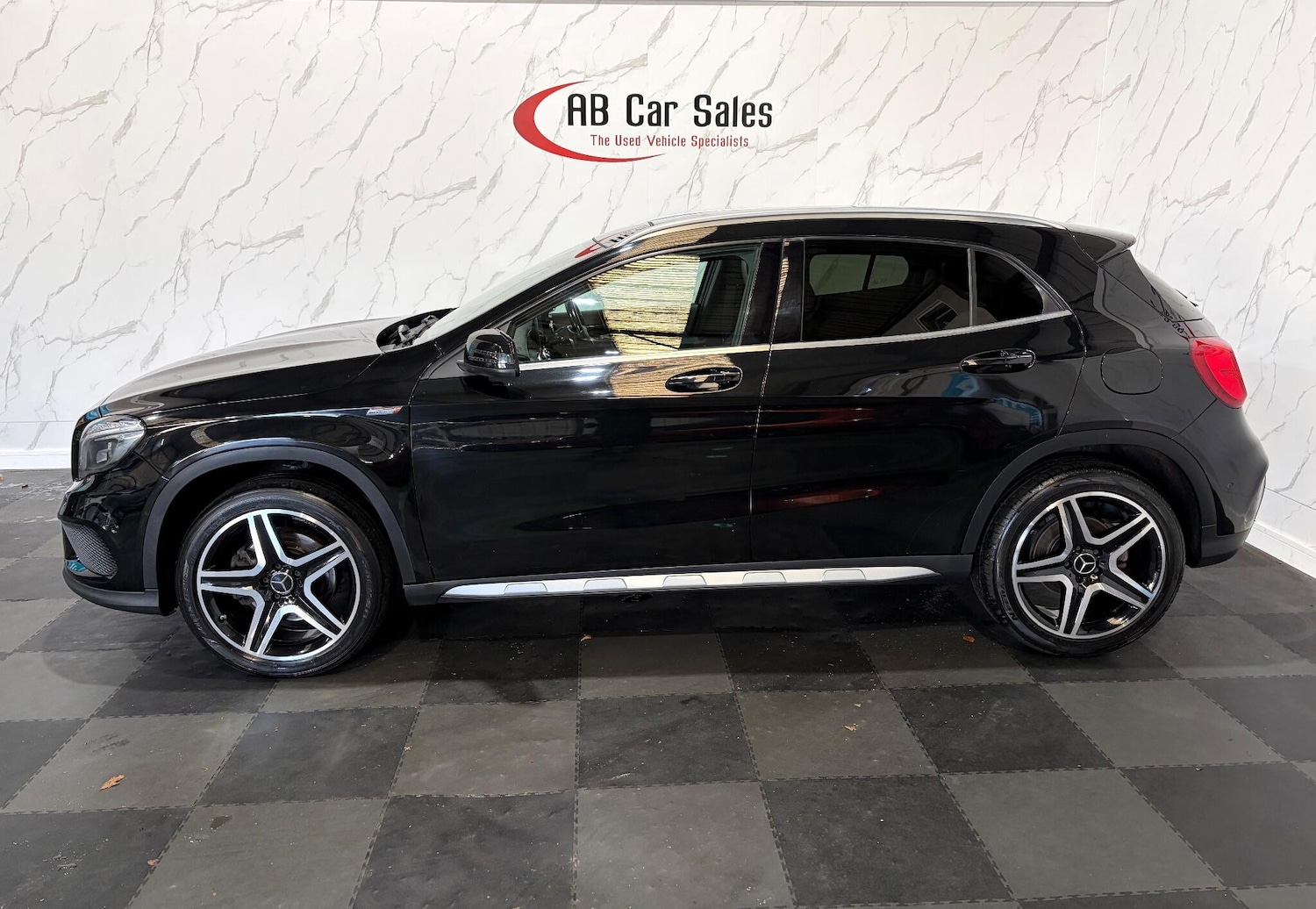Used Mercedes-Benz GLA 2016 for sale - 76645456: Photo 4