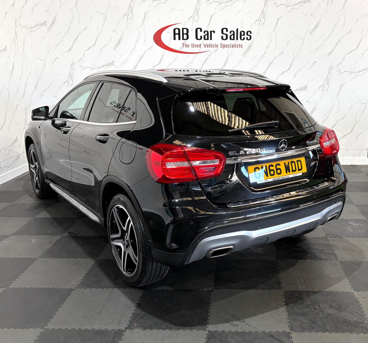 Used Mercedes-Benz GLA 2016 for sale - 76645456: Photo 6