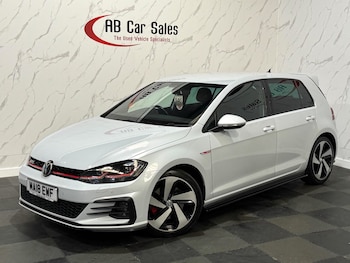 Volkswagen - Golf