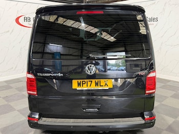 Used Volkswagen Transporter 2017 for sale - 78602056: Photo