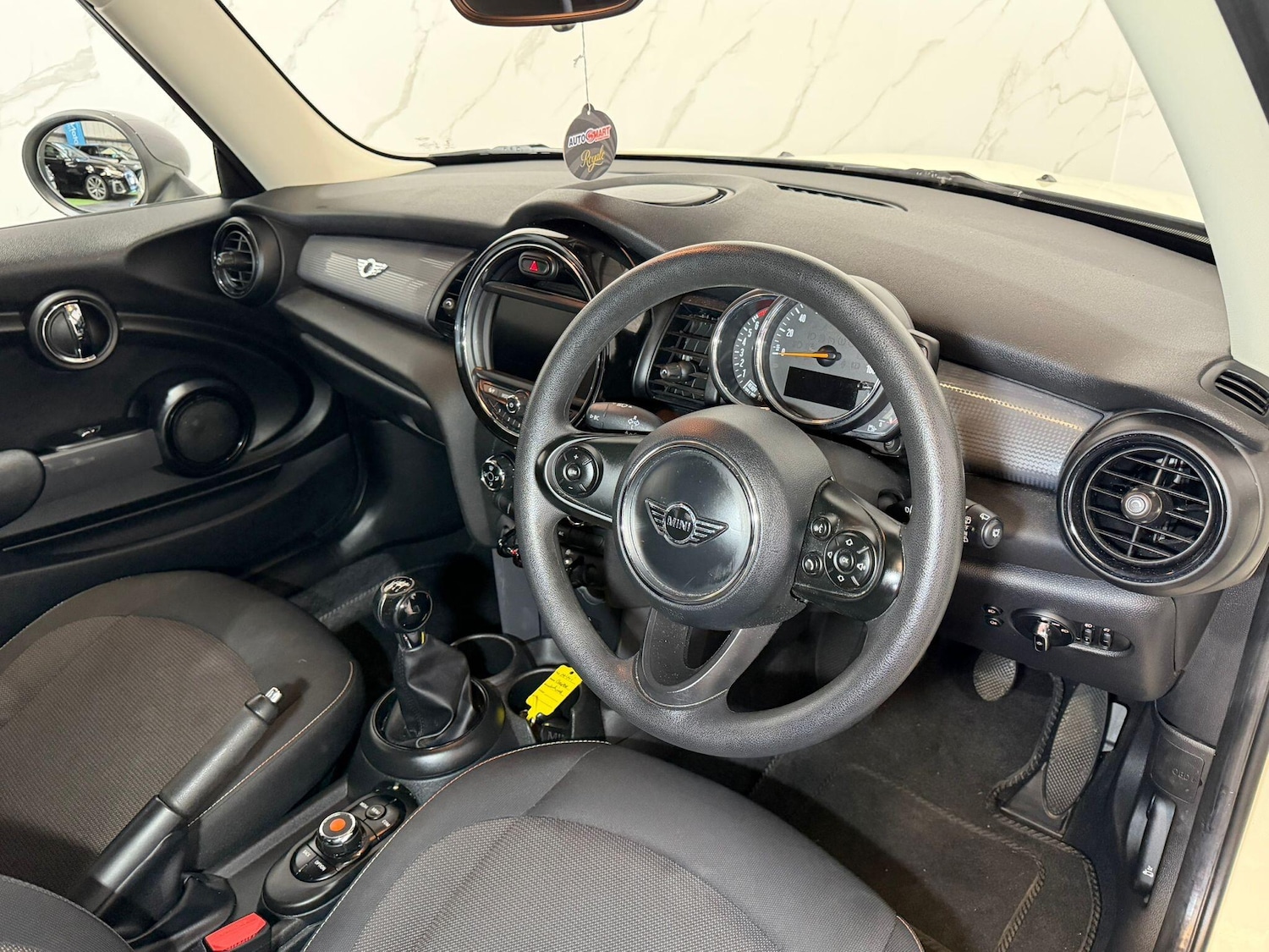 Used MINI Hatch 2018 for sale - 78127450: Photo 18