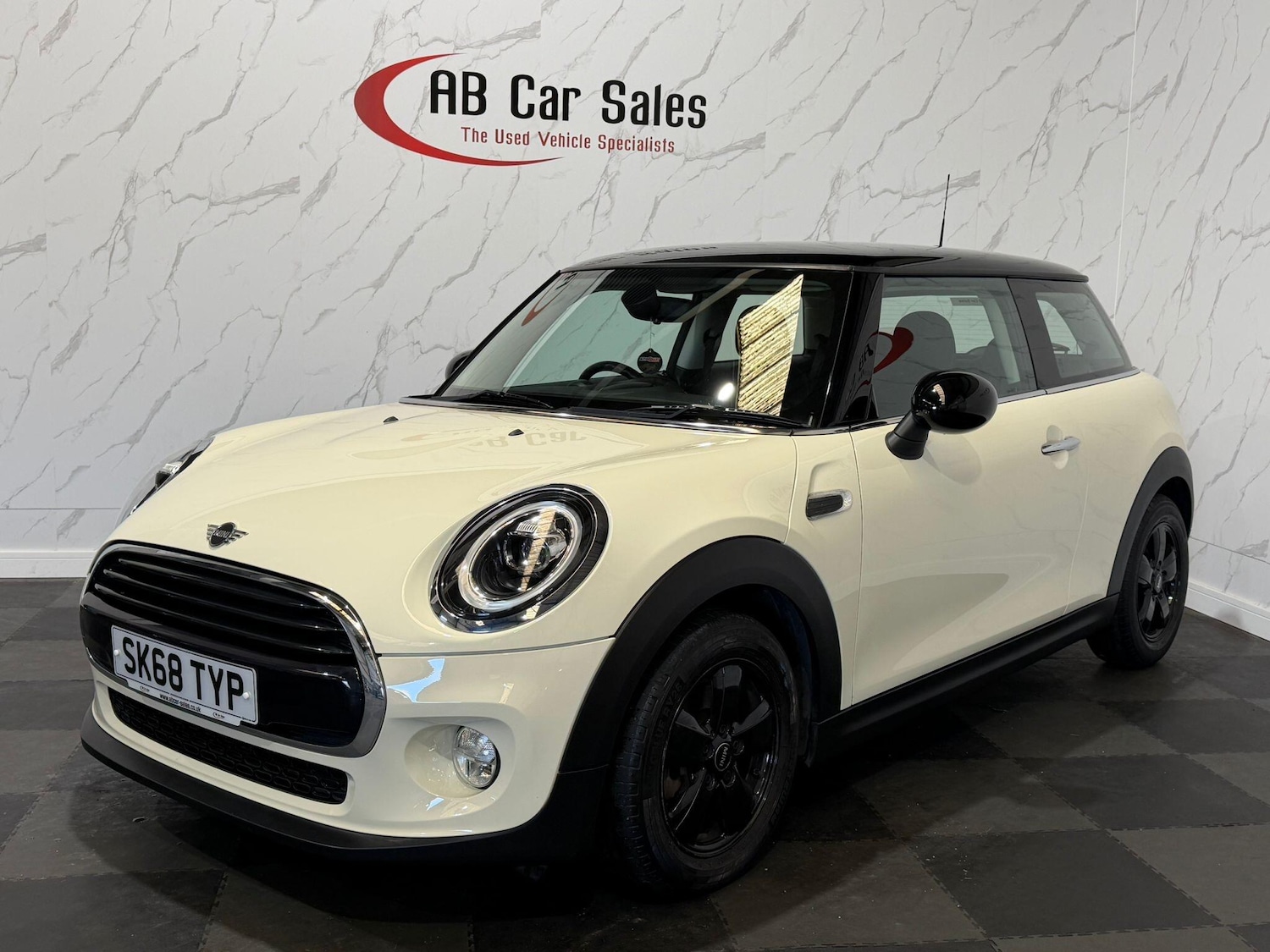 Used MINI Hatch 2018 for sale - 78127450: Photo 7