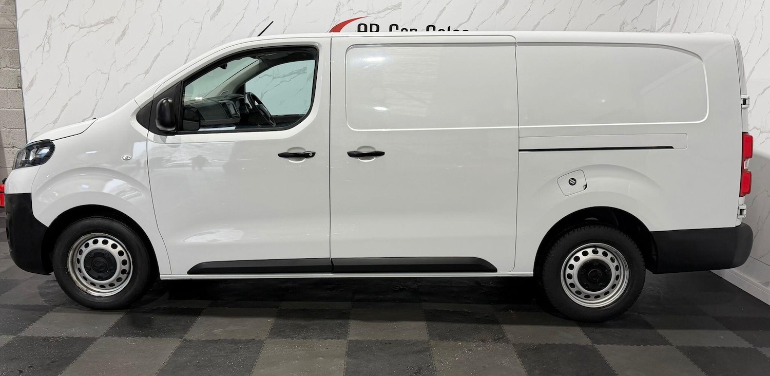 Used Vauxhall Vivaro 2023 for sale - 77898408: Photo 5