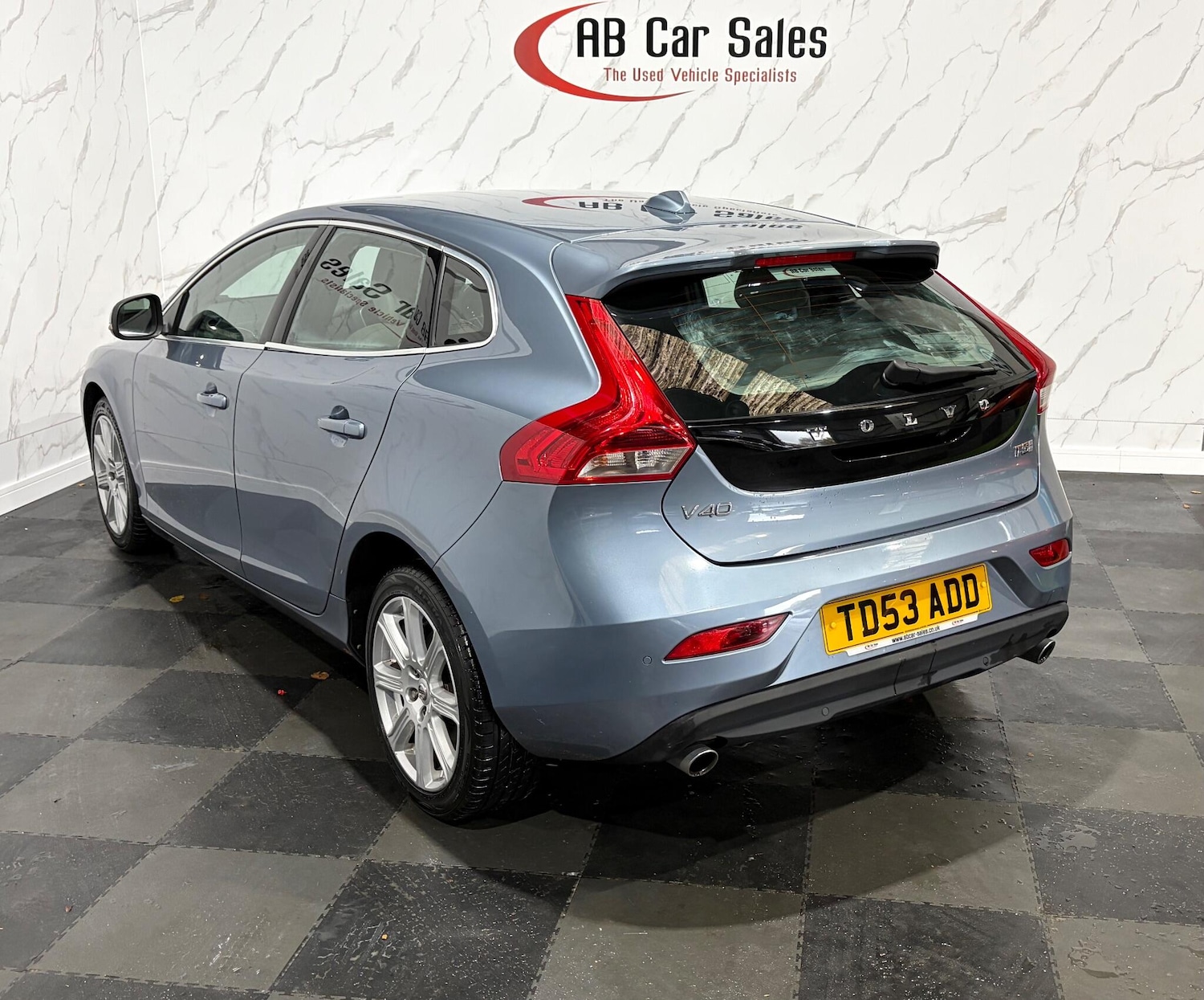 Used Volvo V40 for sale - 76440476: Photo 6