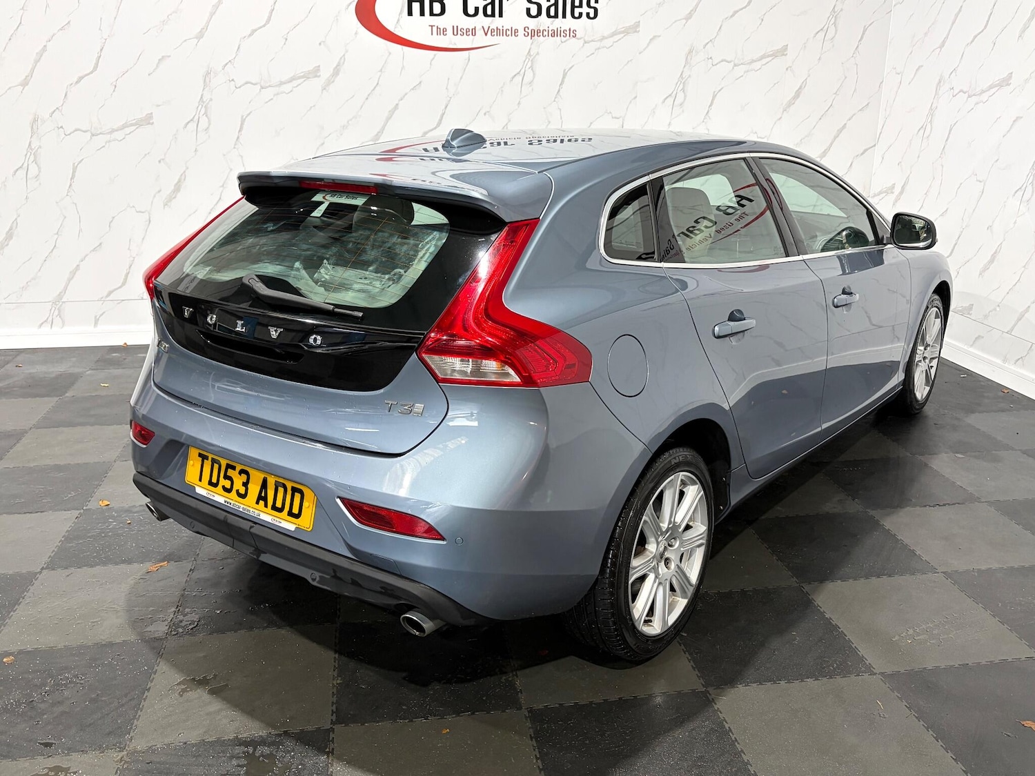 Used Volvo V40 for sale - 76440476: Photo 8