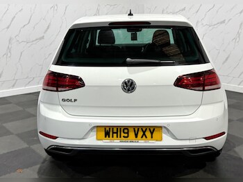 Used Volkswagen Golf 2019 for sale - 77351568: Photo