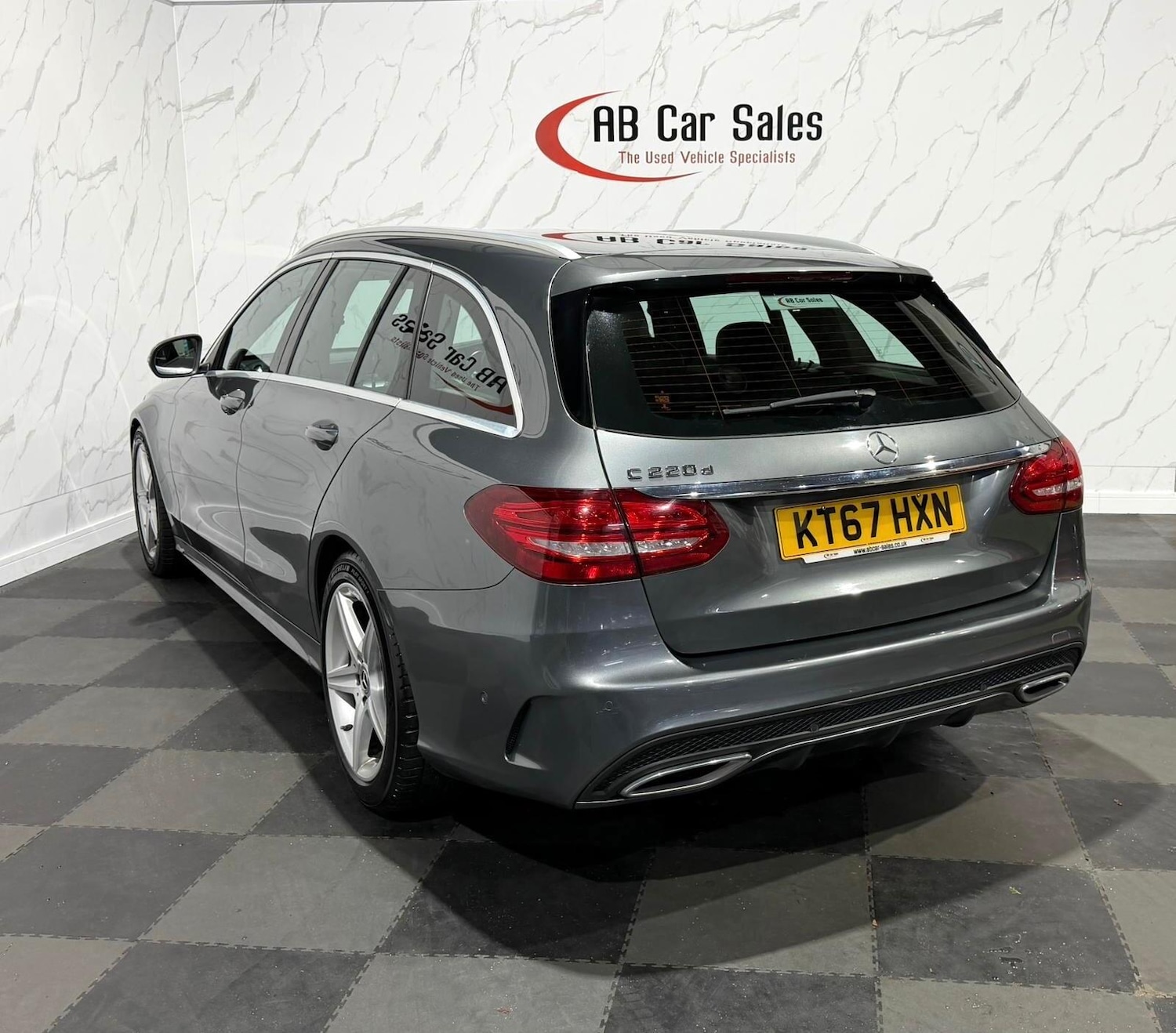 Used Mercedes-Benz C Class 2017 for sale - 77550370: Photo 6