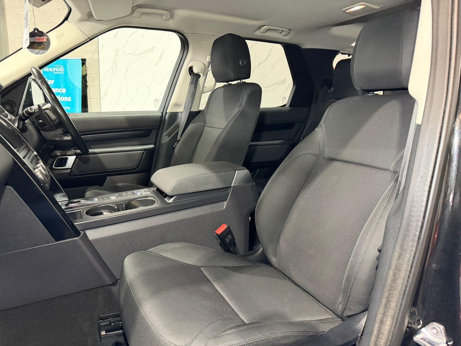 Used Land Rover Discovery 2017 for sale - 77710580: Photo 21