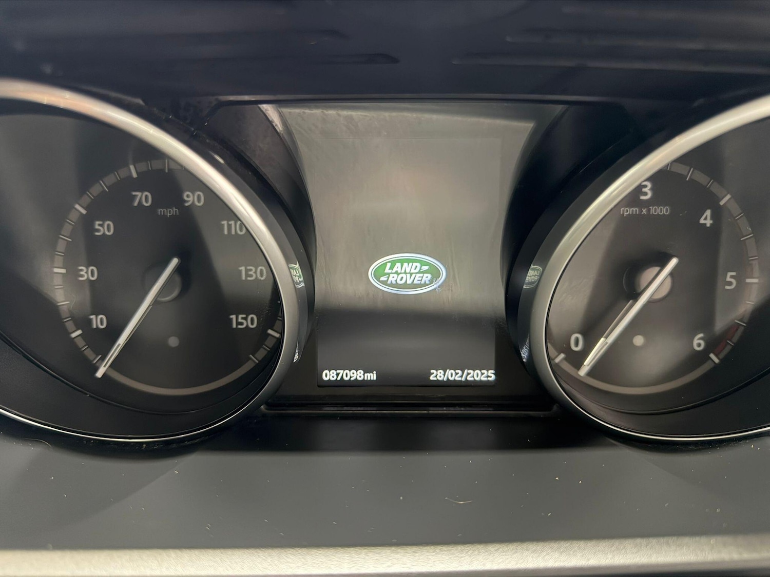 Used Land Rover Discovery 2017 for sale - 77710580: Photo 30