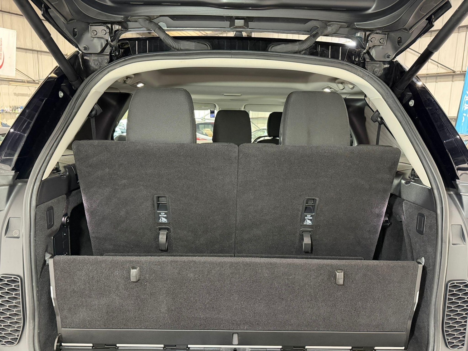 Used Land Rover Discovery 2017 for sale - 77710580: Photo 31