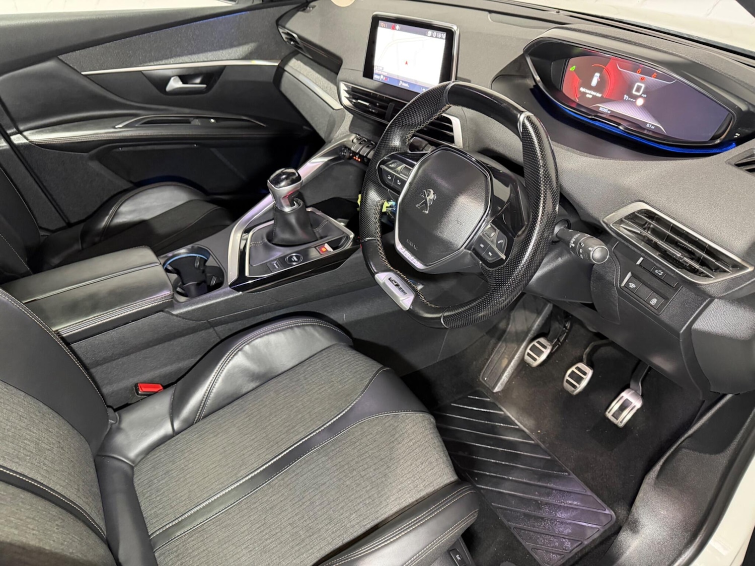 Used Peugeot 3008 2018 for sale - 77424681: Photo 11