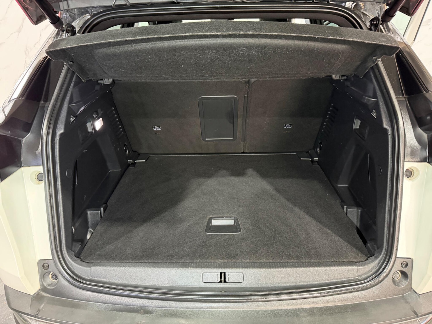 Used Peugeot 3008 2018 for sale - 77424681: Photo 18