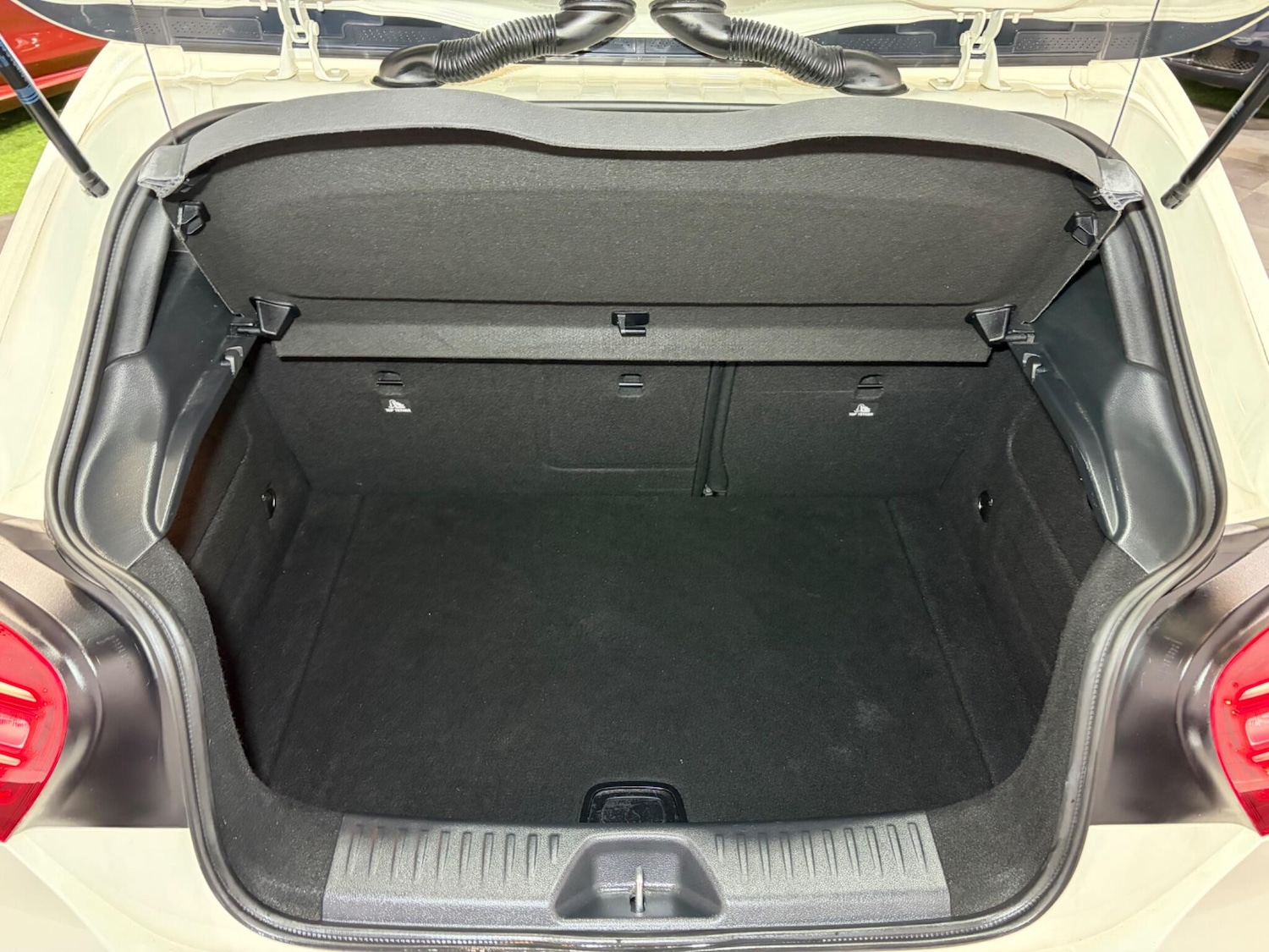 Used Mercedes-Benz A-Class 2017 for sale - 78086461: Photo 29