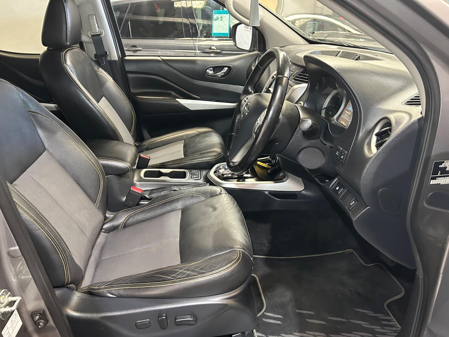 Used Nissan Navara 2019 for sale - 77254919: Photo 15