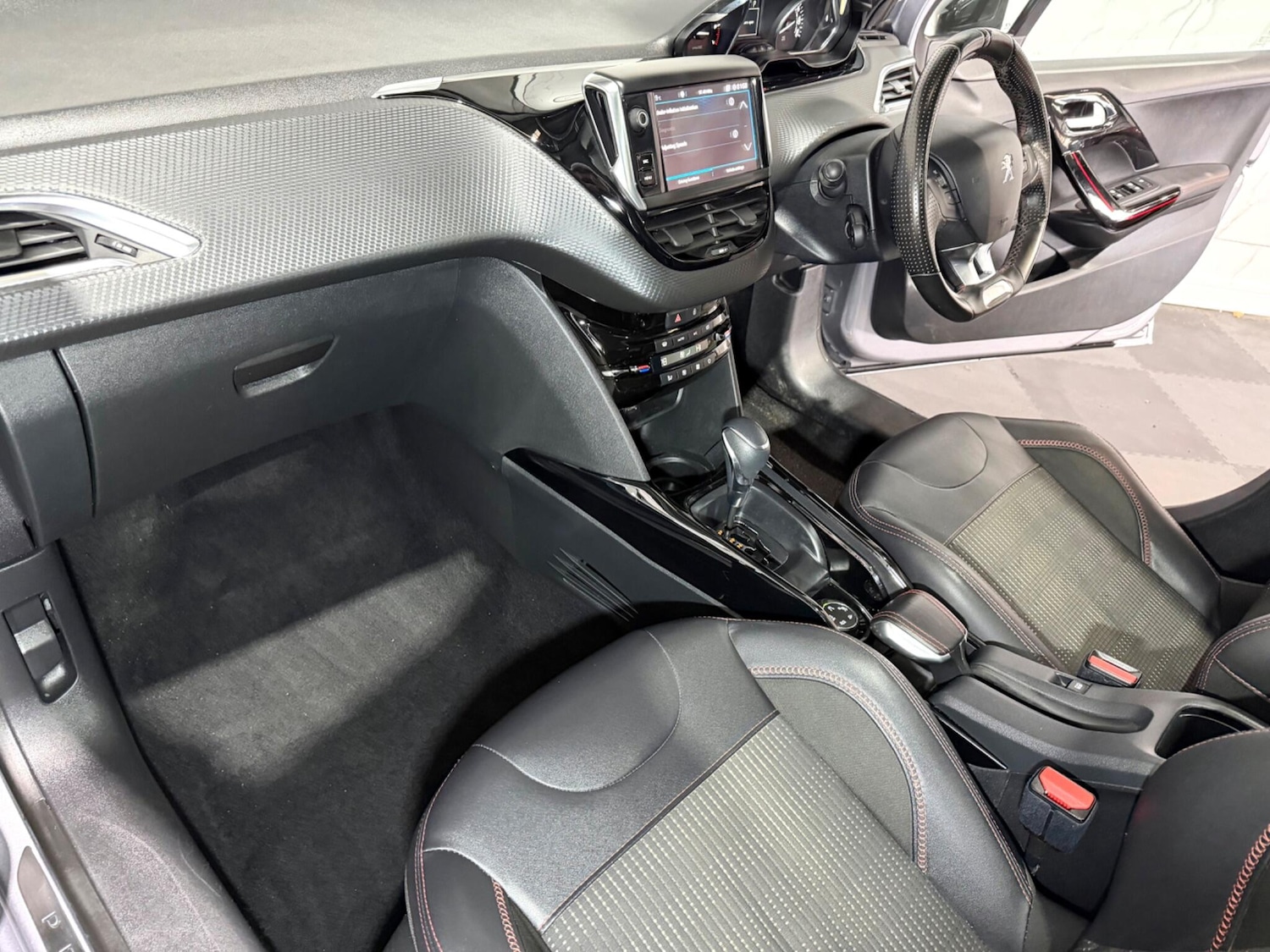 Used Peugeot 2008 2019 for sale - 77376587: Photo 22