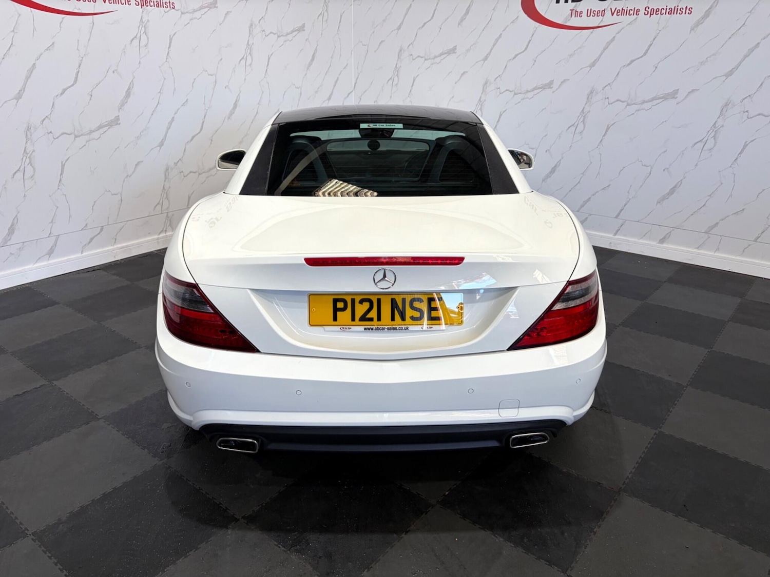 Used Mercedes-Benz SLK 2012 for sale - 78148107: Photo 4