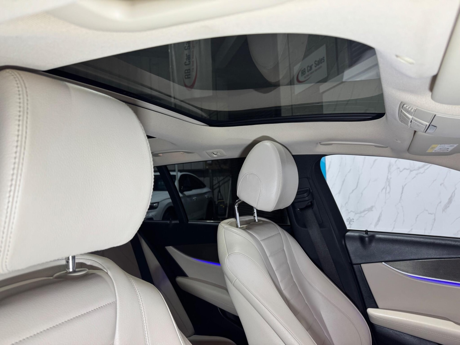 Used Mercedes-Benz E Class 2017 for sale - 76993186: Photo 11