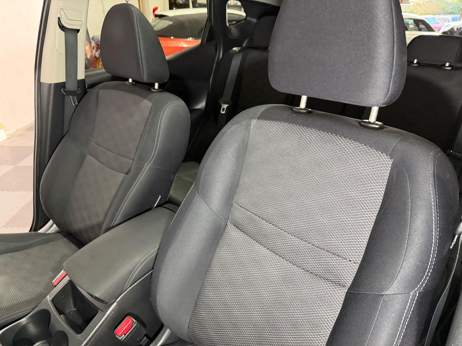 Used Nissan Qashqai 2017 for sale - 76975974: Photo 24