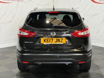 Used Nissan Qashqai 2017 for sale - 76975974: Photo