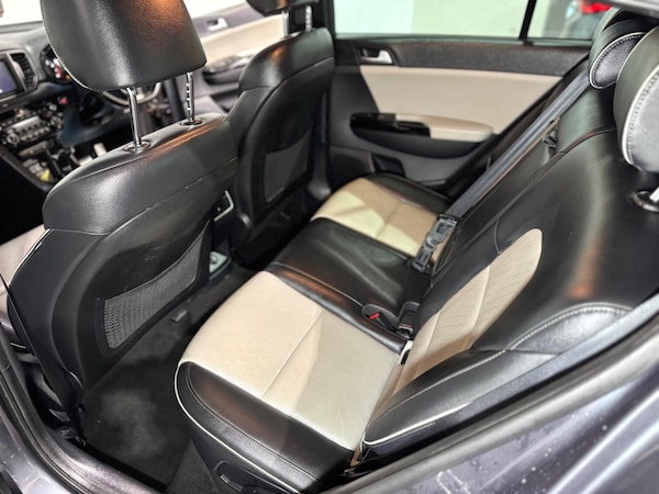 Used Kia Sportage 2018 for sale - 74425394: Photo 17