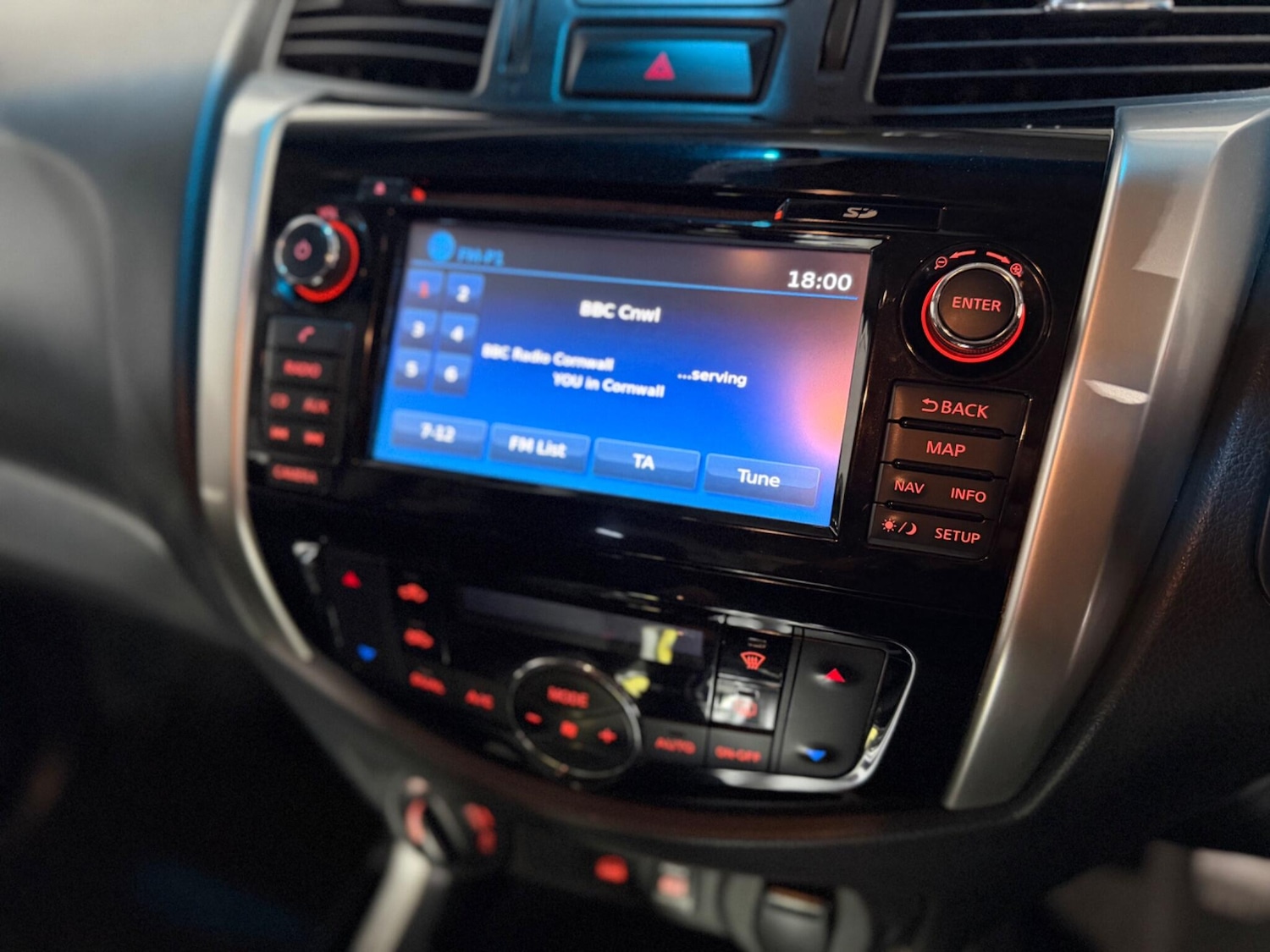 Used Nissan Navara 2017 for sale - 77050291: Photo 22