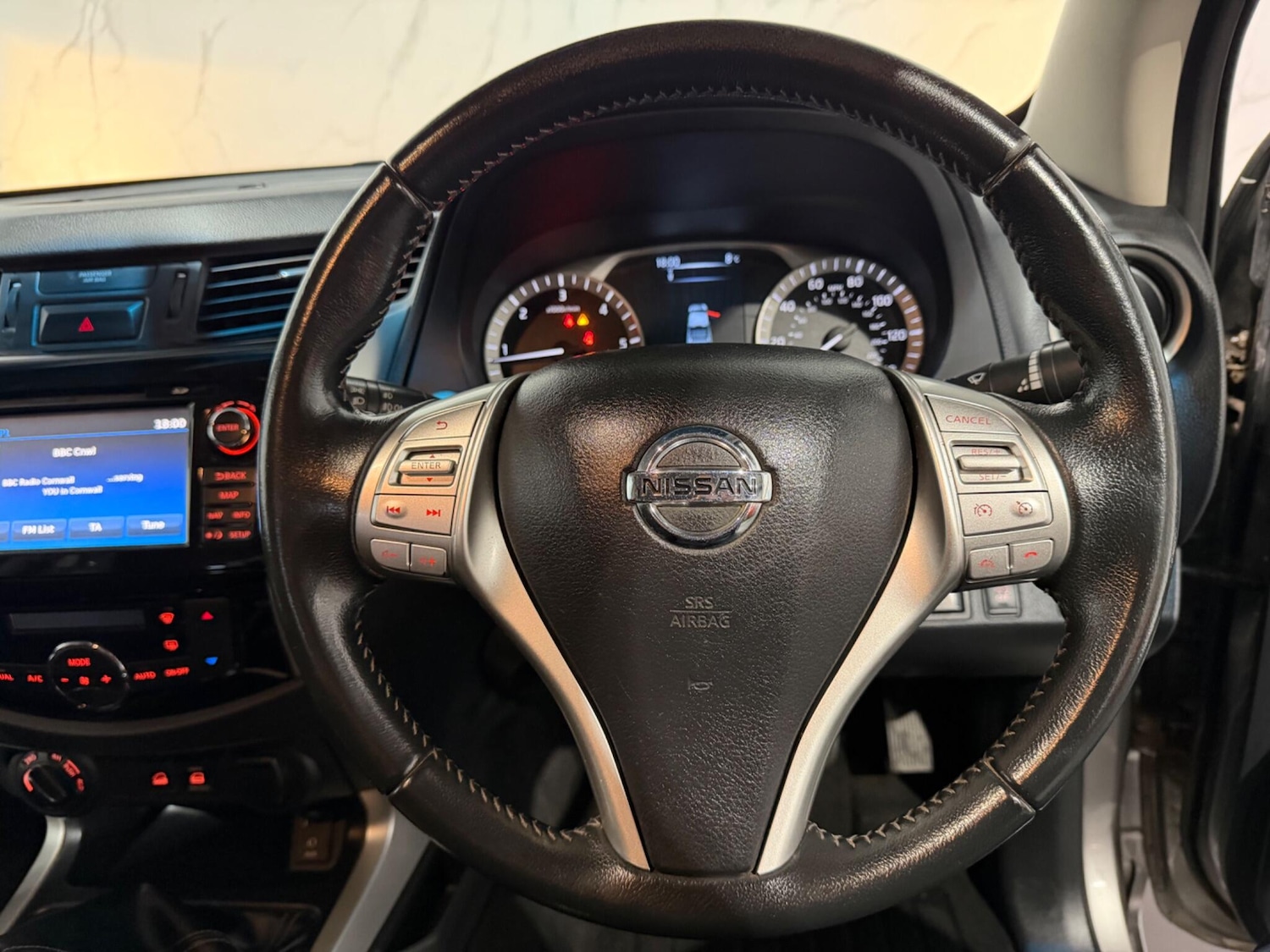 Used Nissan Navara 2017 for sale - 77050291: Photo 30